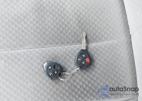 2008 Toyota Camry Le z USA, uszkodzony, nr VIN 4T1BE46K98U756131